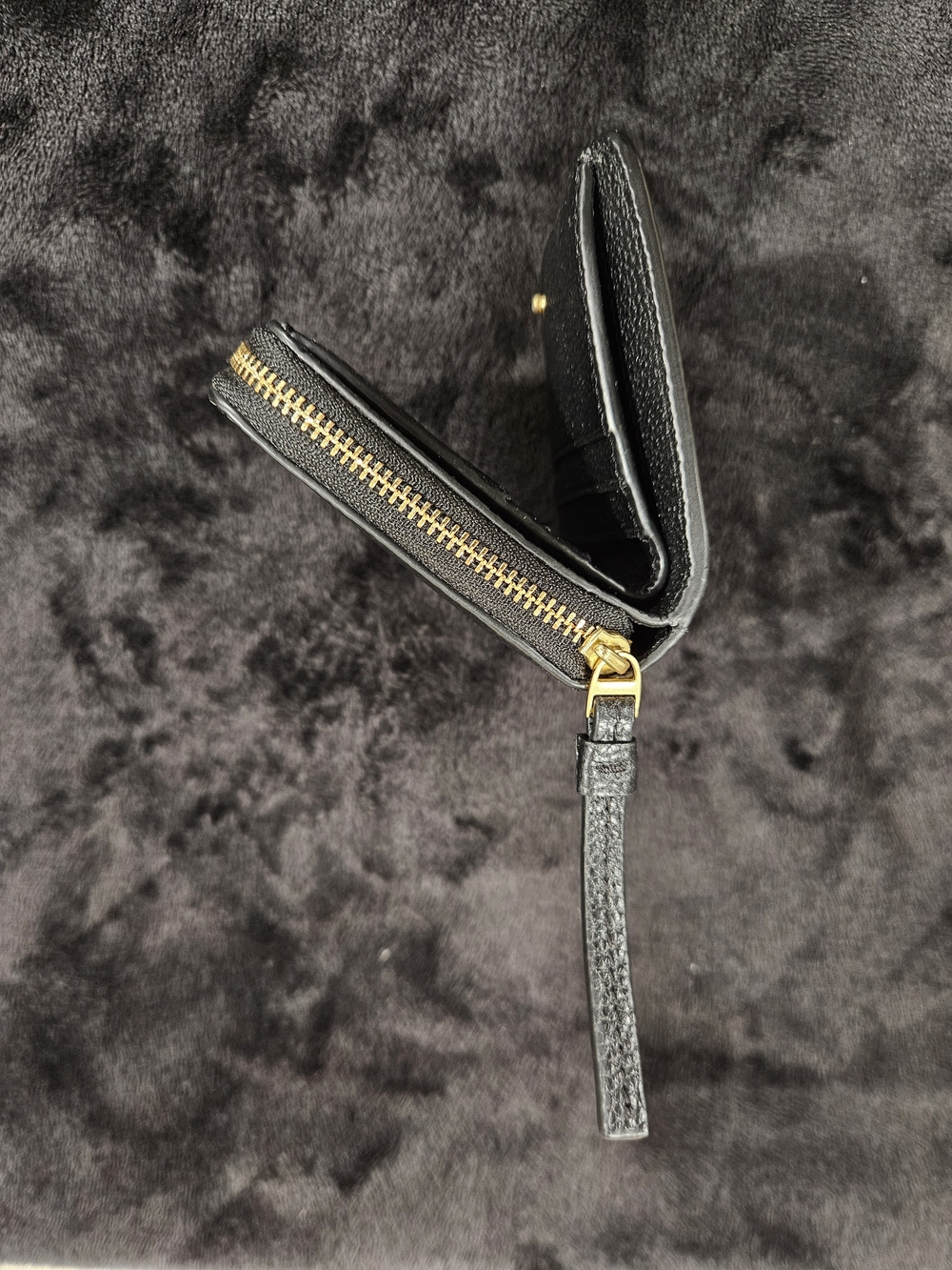 Tory Burch Black Pebbled Leather Zip Bifold Wallet - Picture 3 of 5